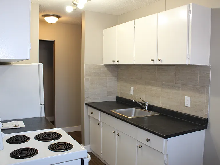 10320 123rd St NW — Photo 9