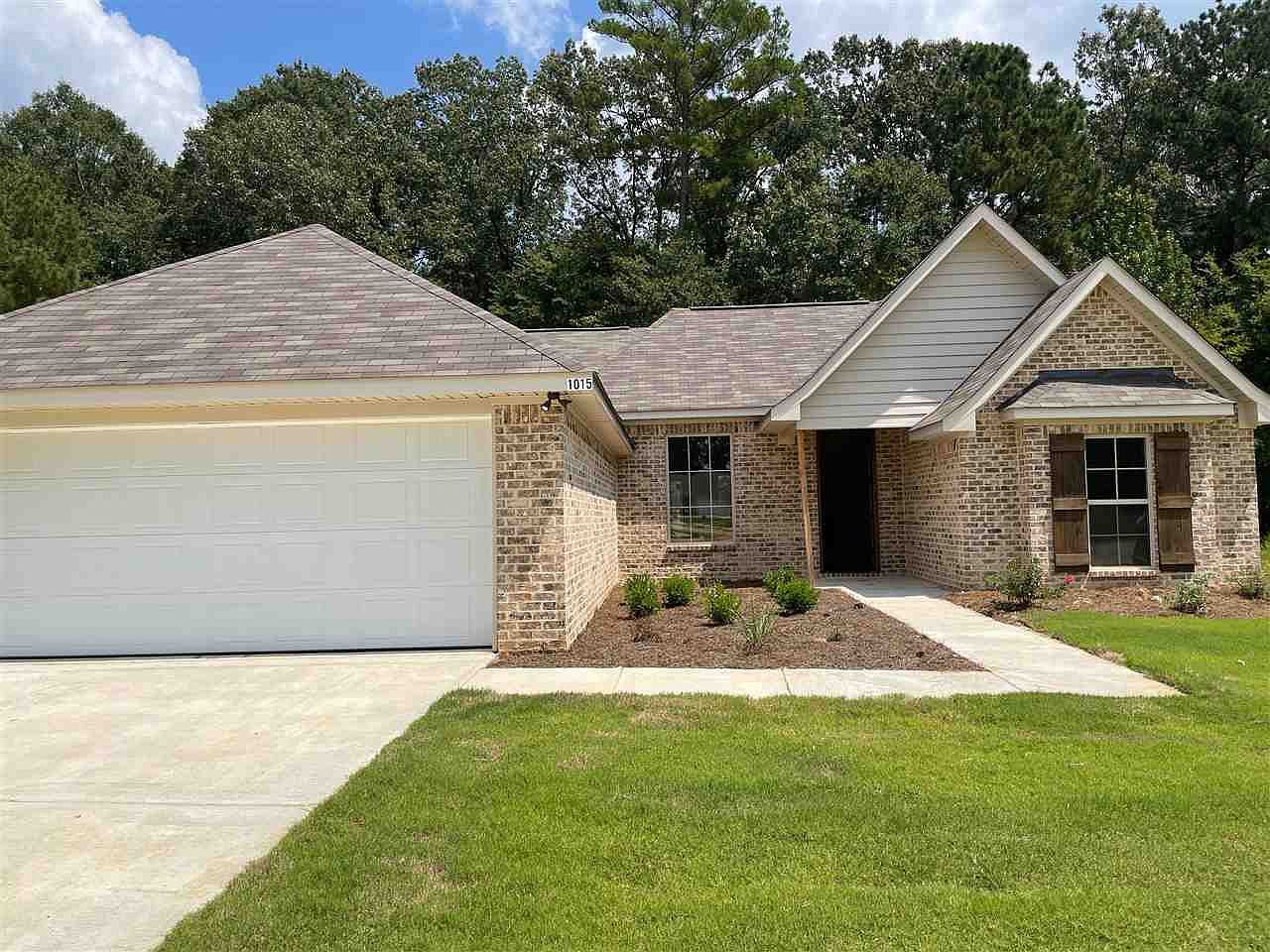 1015 Silver Cir, Pearl, MS 39208 Zillow