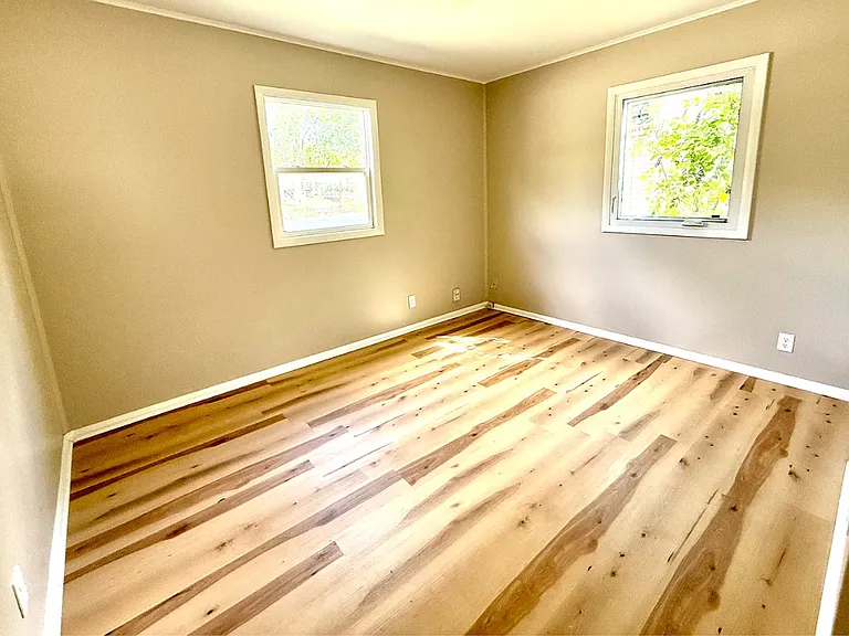 1301 S Cottage Grove Ave — Photo 6