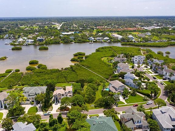3rd image of 235 Sanctuary Dr