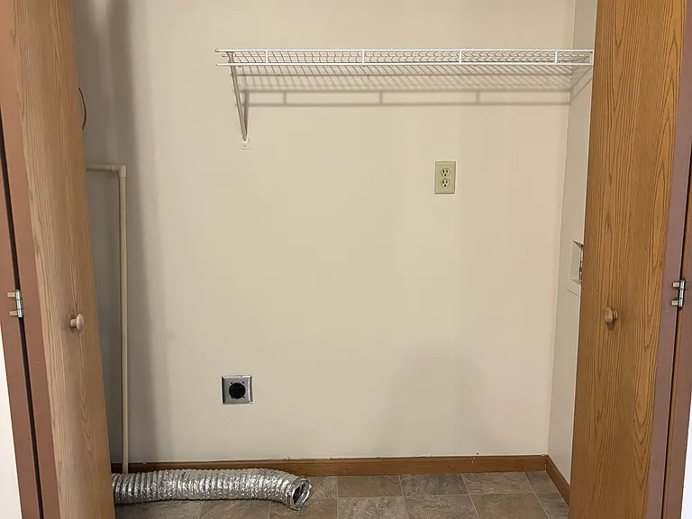 East Ridge Apartments — Photo 12