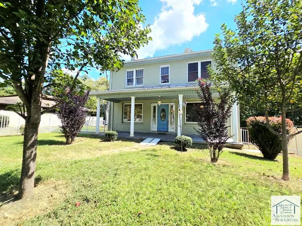 109 Salmon St, Martinsville, VA 24112