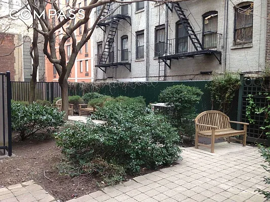 Rented by Compass | media 6