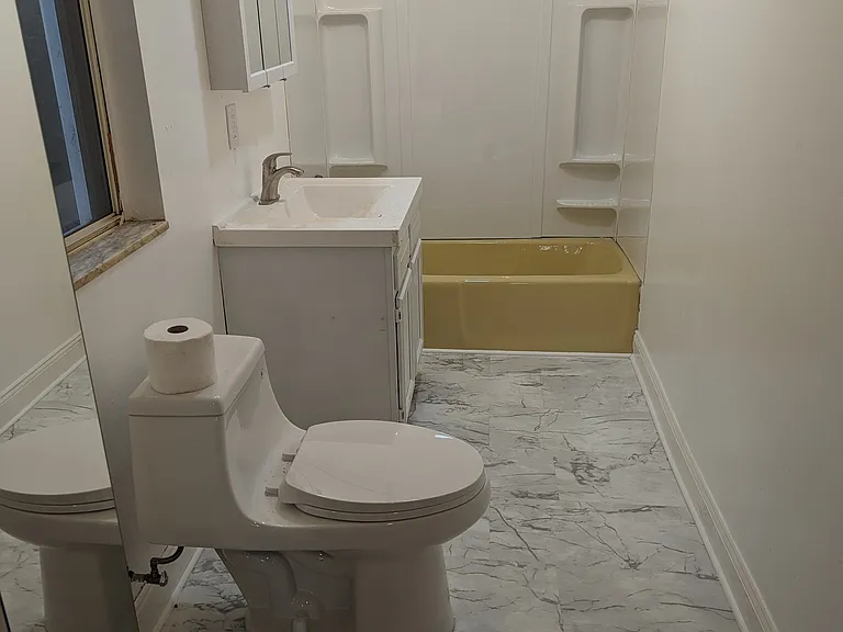 300 6th Ave #1 — Photo 10