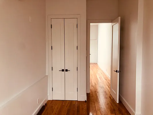 Rented by Gold-Stone Realty | media 9