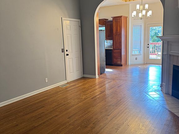 2nd image of 7019 Indian Ridge Blvd