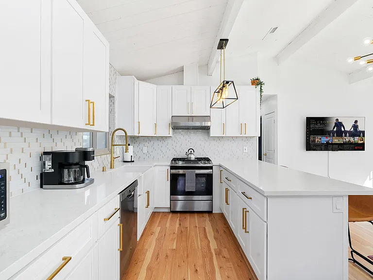 3569 Quince St — Photo 10