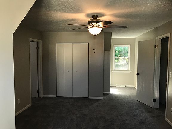 3rd image of 1261 W 70th St #1261
