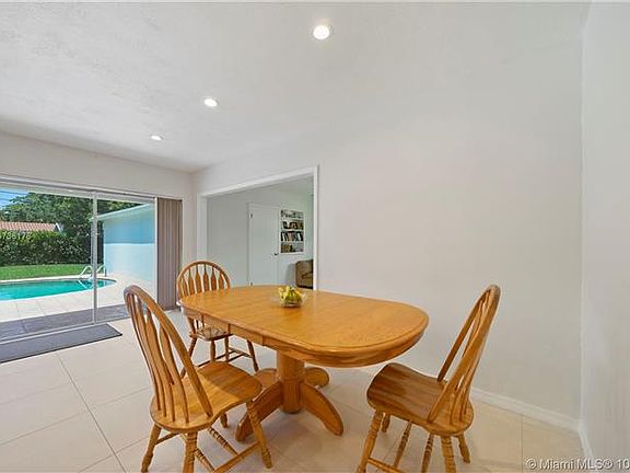 5th image of 15400 SW 85th Ave