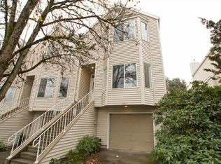 230 SW Sweeney St, Portland, OR 97239