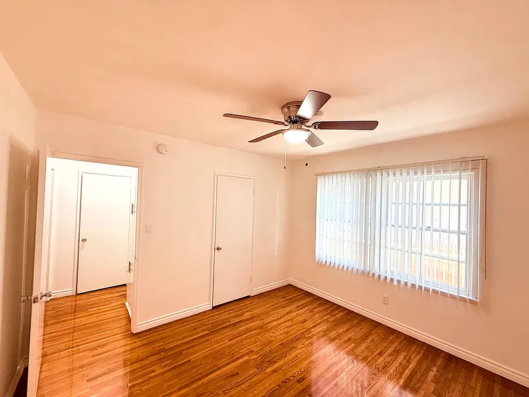 1415 Hudson Avenue — Photo 12