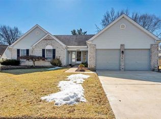 2023 Autumn Wood Dr, Saint Charles, MO 63303