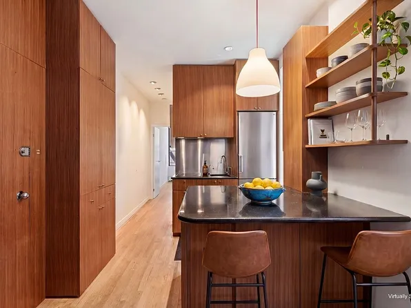 UNIT-4CD 99th Ave, New York, NY 10009