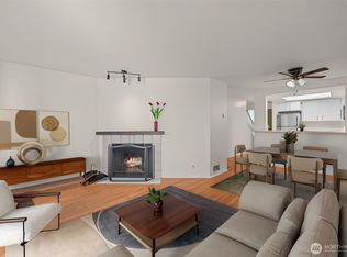 8512 242nd St SW APT 3, Edmonds, WA 98026