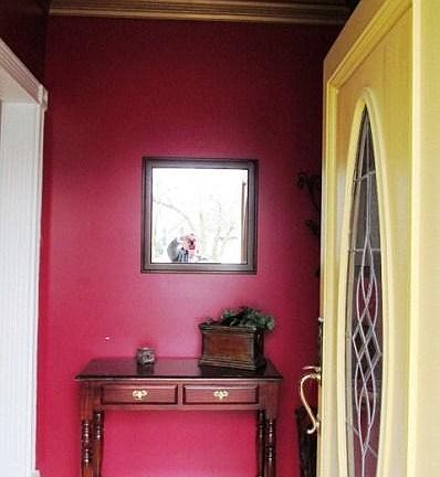 2nd image of 2105 Griffith Pl E