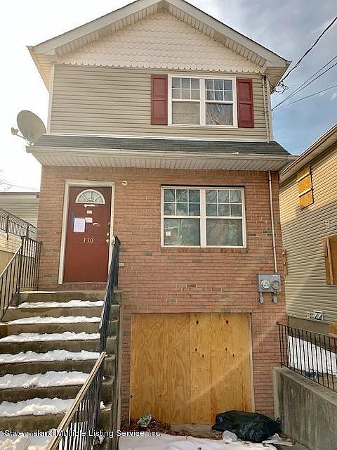 1st image of 130 Alaska St