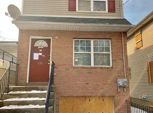 130 Alaska St, Staten Island, NY 10310