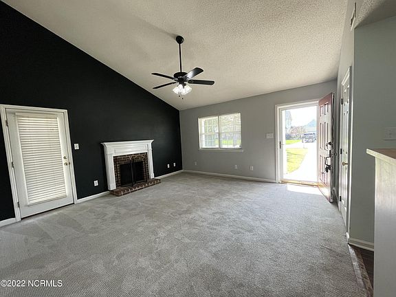 5th image of 108 Woodcroft Dr