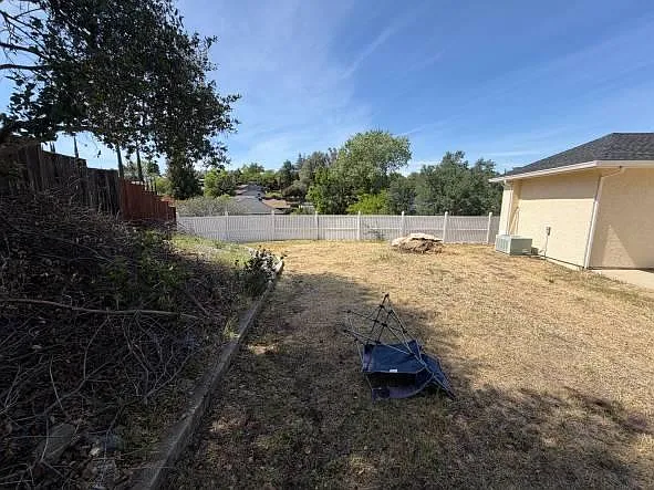 3790 Greenhaven Ln — Photo 3