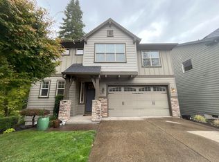 10199 NW Crossing Dr, Portland, OR 97229