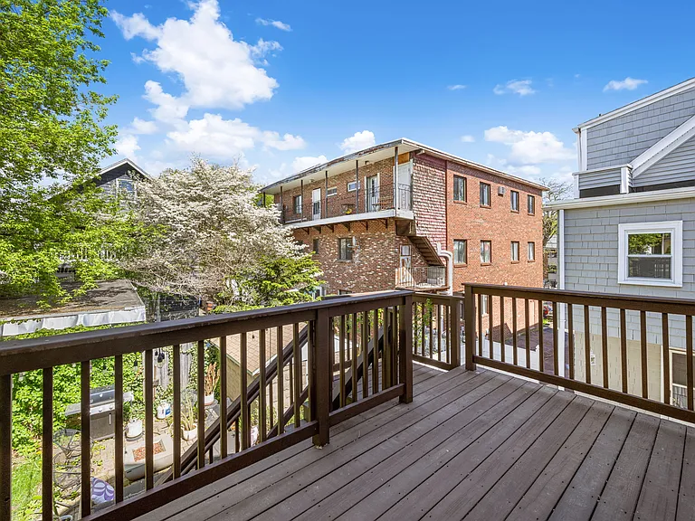 38 Fenwick St #38 — Photo 22
