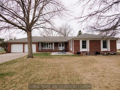 1720 Spring Rd, Grand Island, NE, 68801