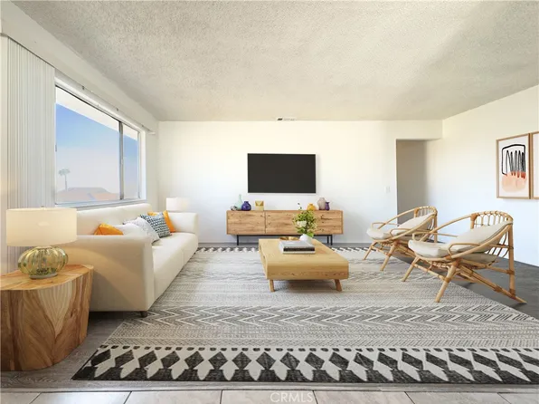 3501 20th St, Highland, CA 92346