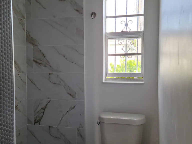 601 NW 90th St #11 — Photo 5