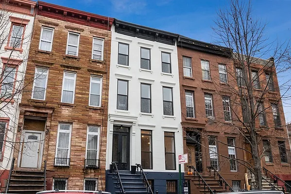 Rented by Modern Spaces | media 14