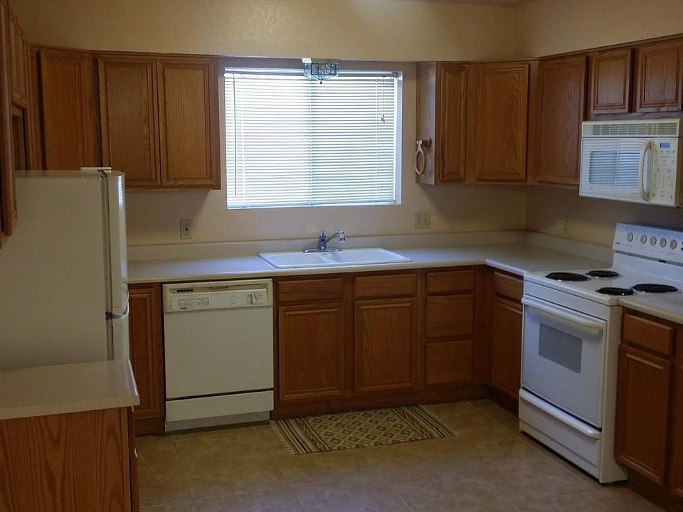 2nd image of 4271 E Hollygreen Rd