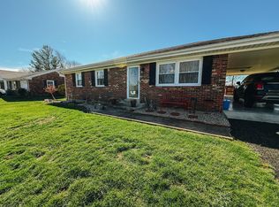 926 Ridgeway Dr, Harrodsburg, KY 40330