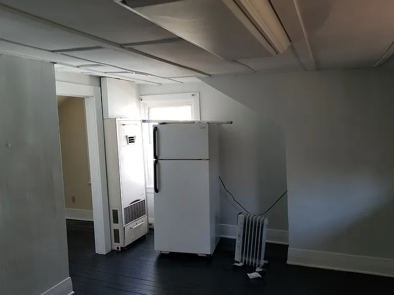 400 Oak Ave #3 — Photo 5
