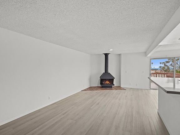 5th image of 313 Avenida Madrid APT D