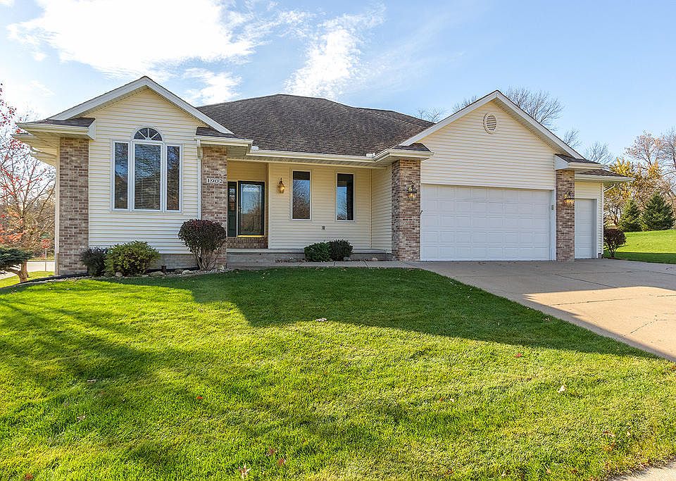 1st image of 1902 Wildwood Ln