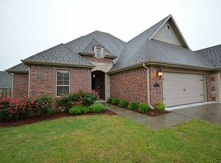 1670 Quailridge Way, Bentonville, AR 72713