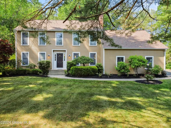 5 Brookview Terrace, Saratoga Springs, NY 12866
