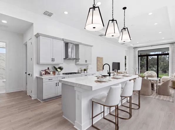 382 SE VIA SANGRO, Port St Lucie, FL 34952