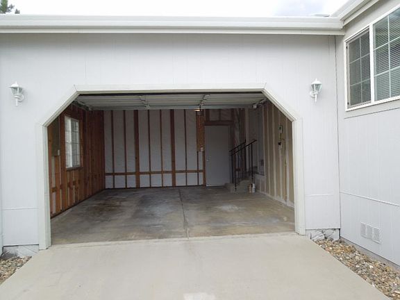 2nd image of 20 Rollingwood Dr Space 175