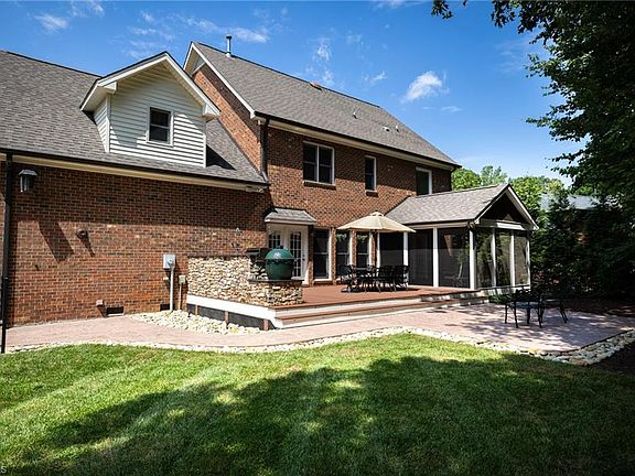 5th image of 3004 Lodge Dr