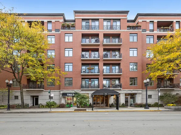 1414 N Wells St APT 407, Chicago, IL 60610