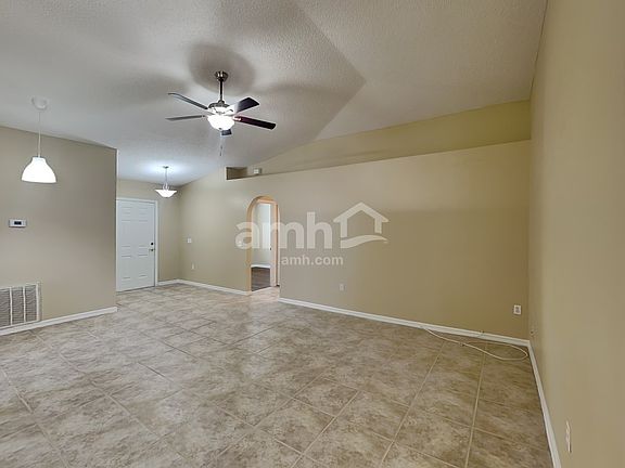 5th image of 116 Monterey Oaks Dr