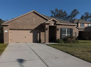 12131 Mabel Ln, Pinehurst, TX 77362