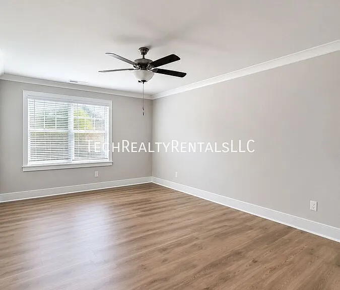 4634 Dogwood Pl #1 — Photo 10