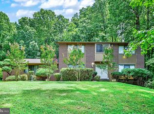 12137 Heneson Garth, Owings Mills, MD