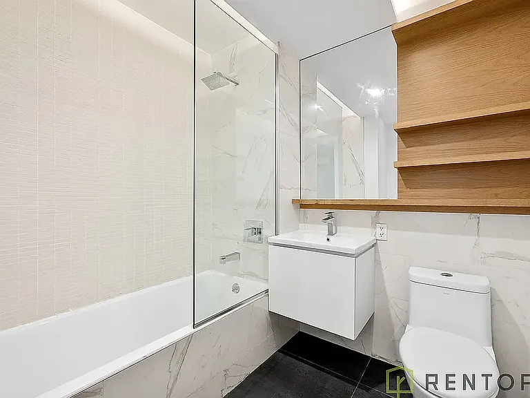 810 Flushing Ave #4D — Photo 7