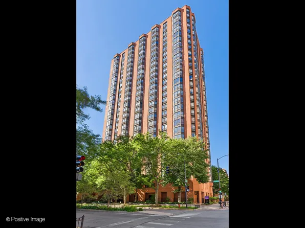 899 S Plymouth Ct APT 1207, Chicago, IL 60605
