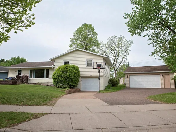 2702 Clark Place, Eau Claire, WI 54701