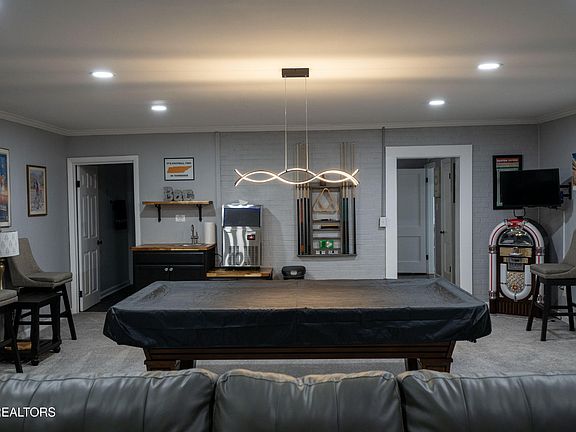 4th image of 4705 Appleby Ln