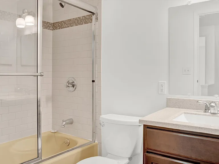 634 Bay Green Dr — Photo 23