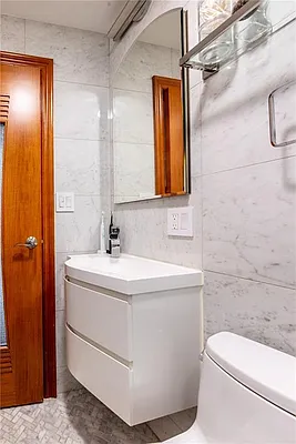 Sold by Remax Edge | media 20